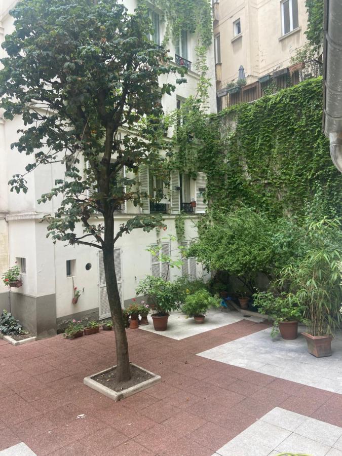 Tres Bel Appartement Montmartre Париж Экстерьер фото